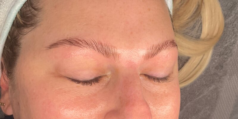 Brow Lamination Before & After Image